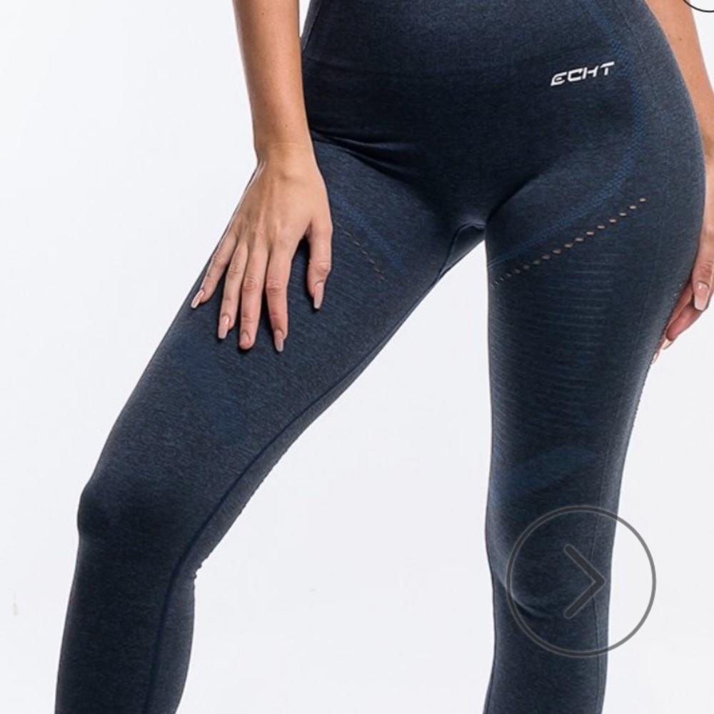 Echt arise navy leggings